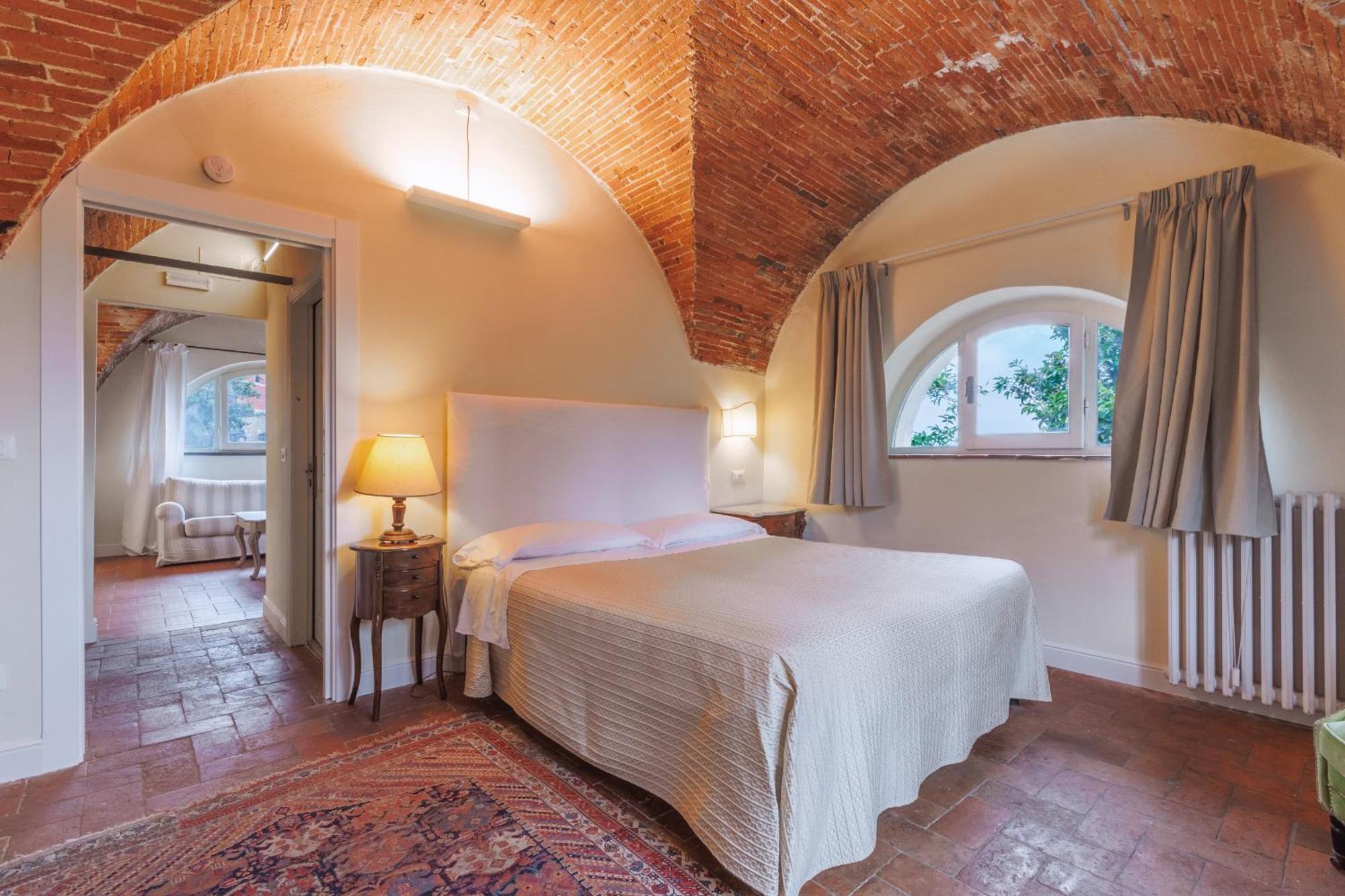 Hotel Villa Sermolli Borgo a Buggiano Exterior photo