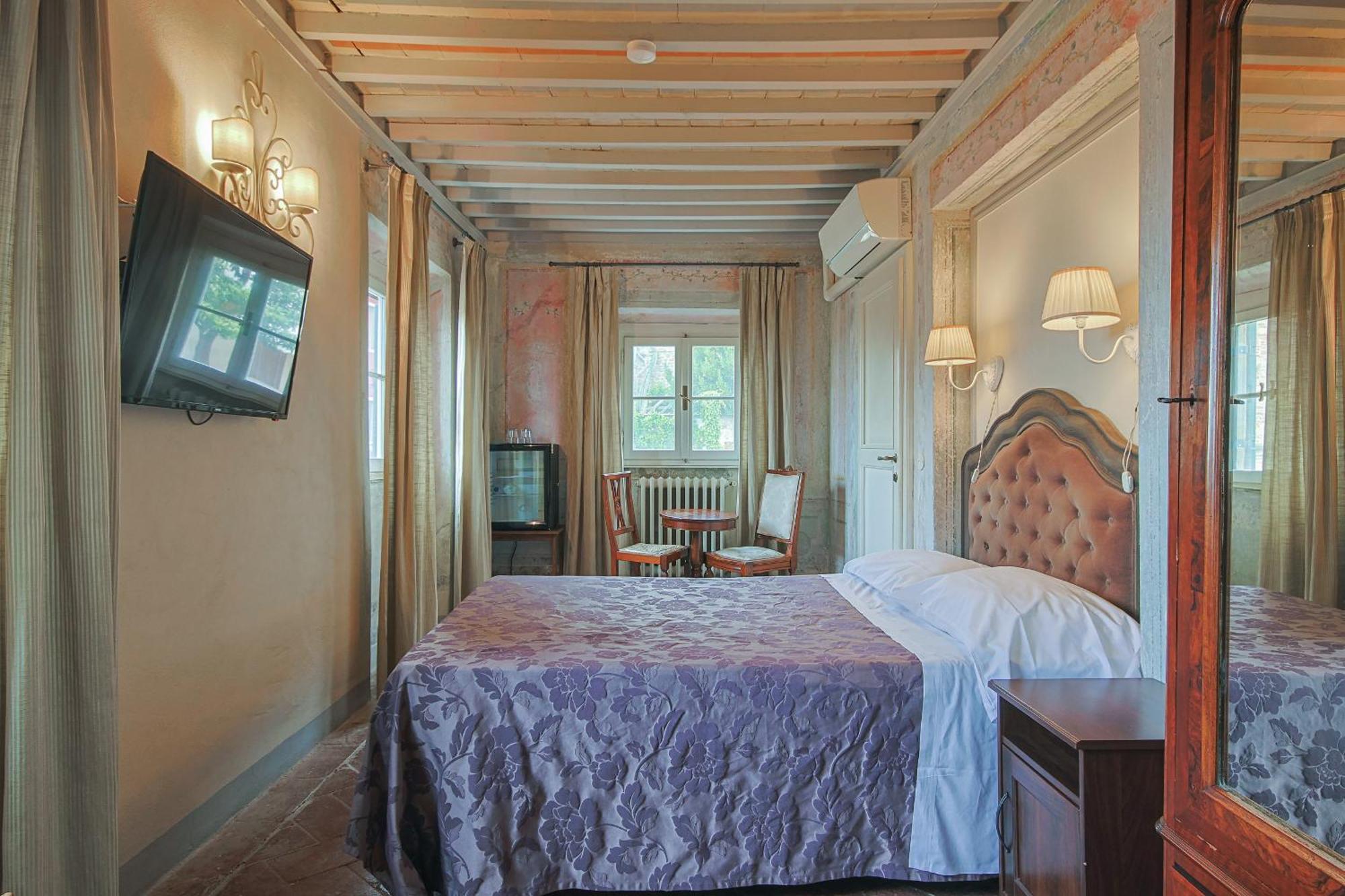Hotel Villa Sermolli Borgo a Buggiano Exterior photo